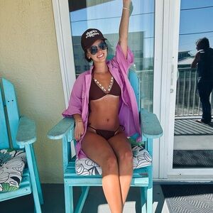 MEET THE POSHER 🤠🫶🏼💃🏻⚡️🌷🥂🛍️🎉💌🩵